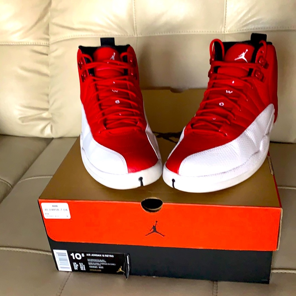 Jordan 12 Retro